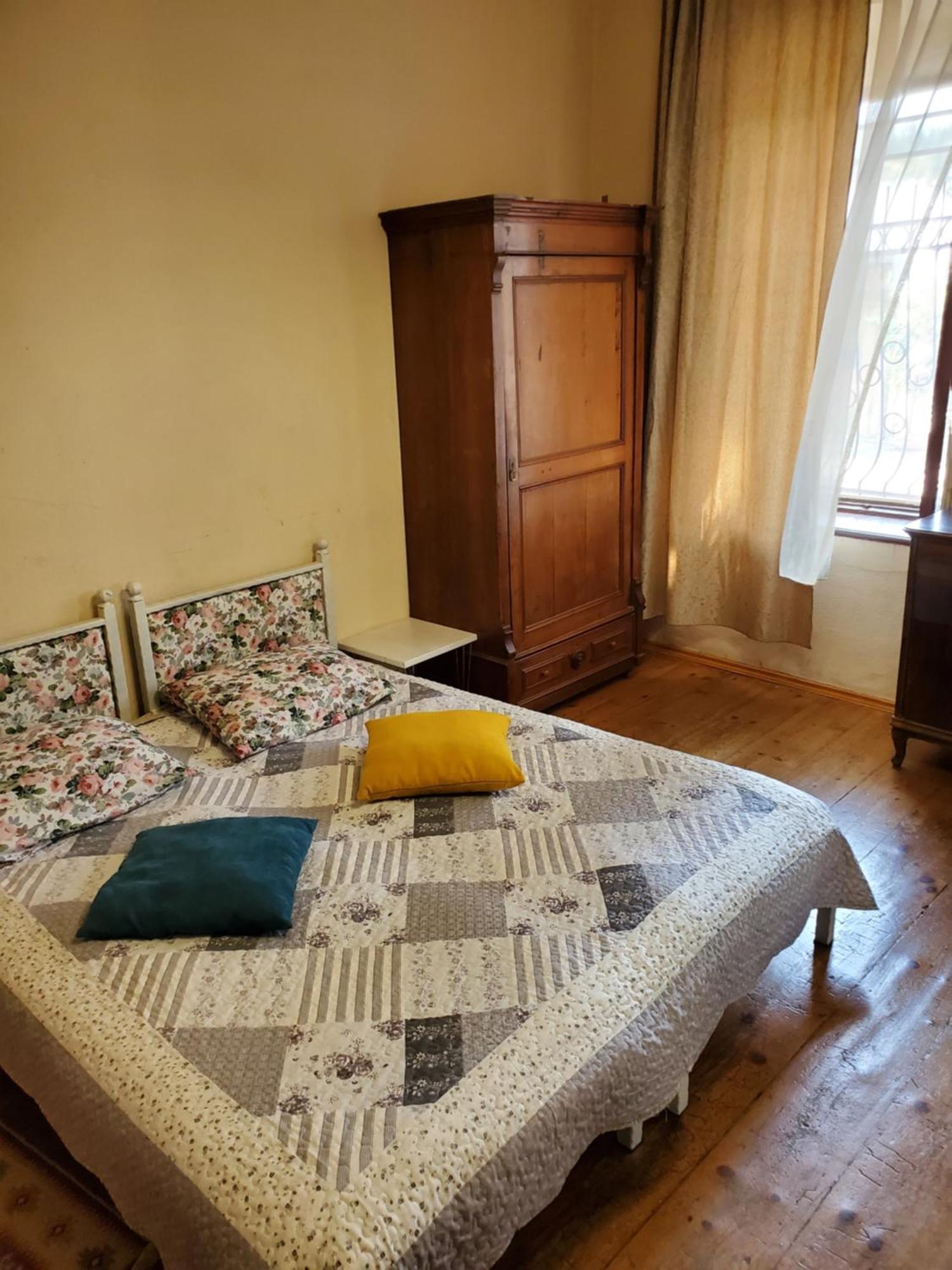 Уиут Ниниа Сад Apartment Tbilisi Ngoại thất bức ảnh